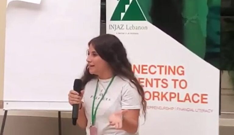 شيلّا الدويهي تفوز بالمرتبة الثانية في مسابقة الابتكار “انجاز” في جامعة البلمند
